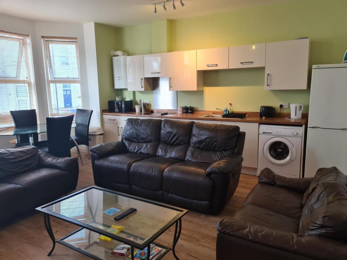 Yarmouth Apartments, Street Permit Parking, Close To Everything, Beach, Pier, Free Wifi Great Yarmouth Eksteriør bilde