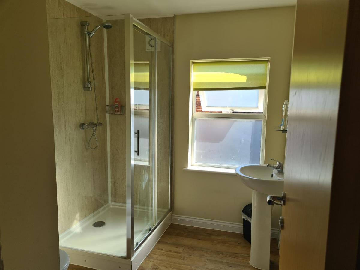 Yarmouth Apartments, Street Permit Parking, Close To Everything, Beach, Pier, Free Wifi Great Yarmouth Eksteriør bilde
