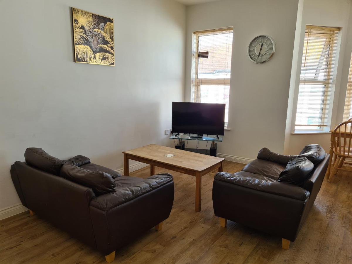 Yarmouth Apartments, Street Permit Parking, Close To Everything, Beach, Pier, Free Wifi Great Yarmouth Eksteriør bilde